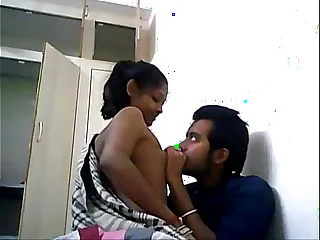 Indian College Couple Shagging On A WebCam